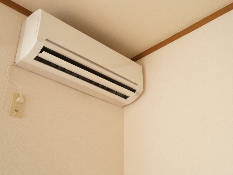 Máy lạnh cũ phù hợp khi bạn không có nhu cầu sử dụng quá thường xuyên